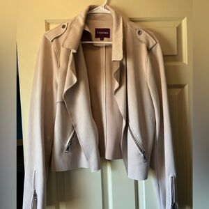 Vigoss Women's Light Tan Leather Jacket